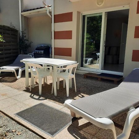 Belle Maisonnette Dans Residence Avec Piscine Soulac-sur-Mer Luaran gambar